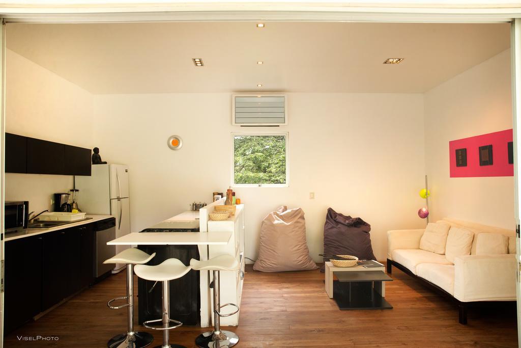 15 Love Bed & Breakfast 타마린도 외부 사진